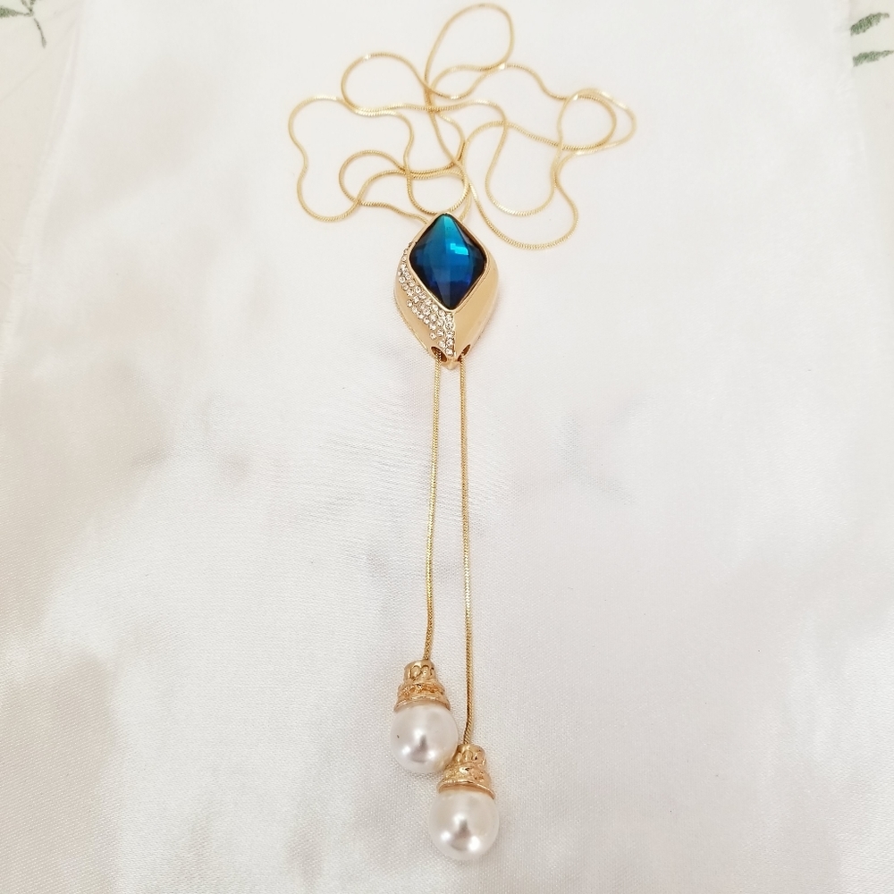 Blue Stone Women's Adjustable Necklace. 14K Gold Plated.